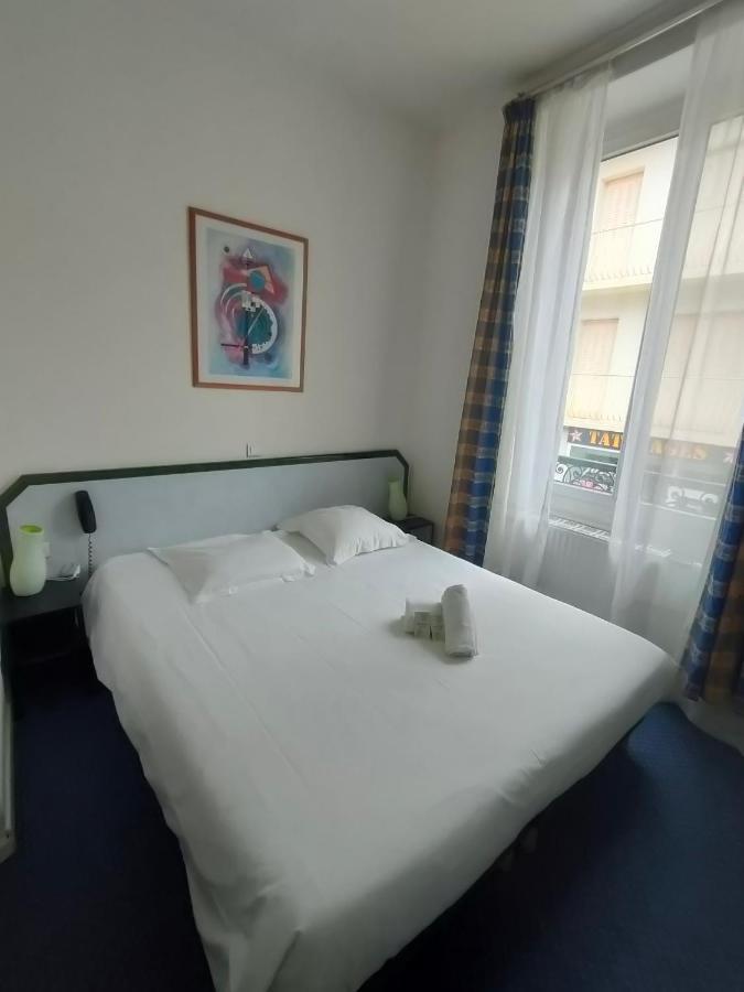Hotel De Naples Vichy Exterior foto